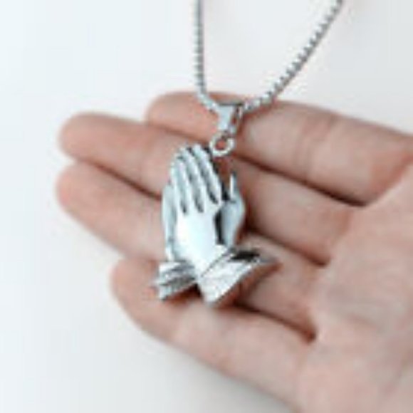 NEW! Silver PRAYING HANDS Stainless Pendant & Necklace JESUS IS KING - Picture 2 of 8